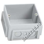 L650390 - Legrand монтажная коробка для люков под заливку в бетон, пластик, 3 модуля